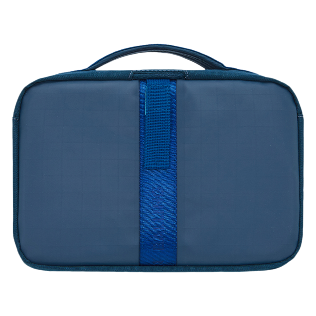 Alter/2 Wash Bag